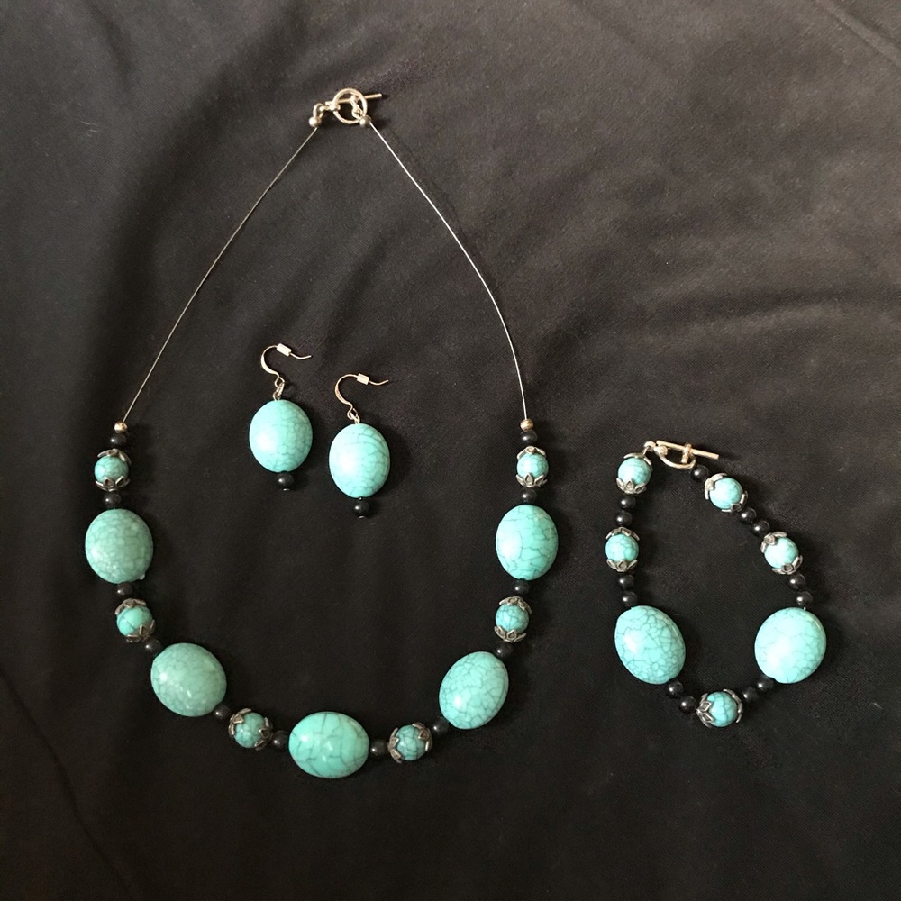 Necklace, Bracelet & Earring Set